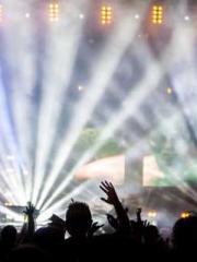 Spoil you in my arms Spoil you in my arms